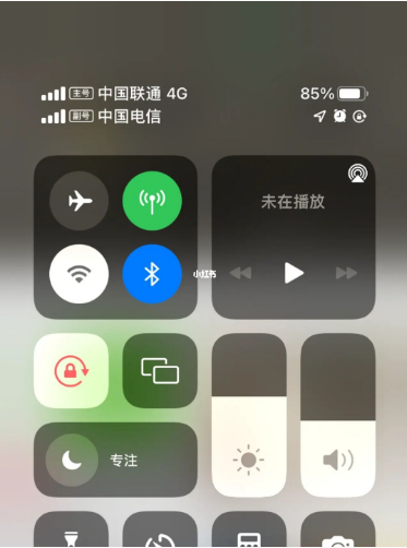 铁山苹果手机维修分享iPhone双卡信号解决办法 