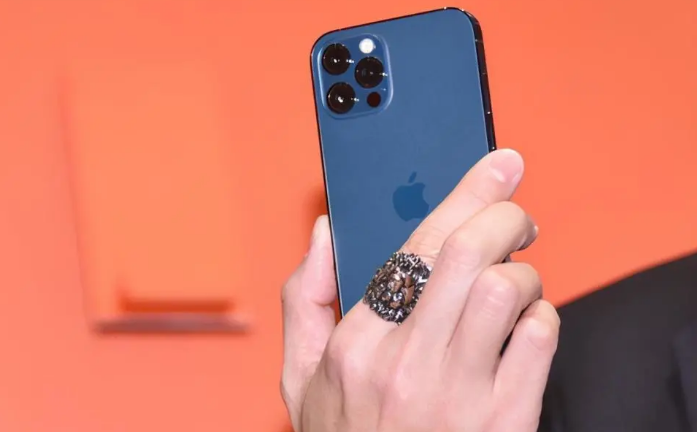 铁山苹果手机维修分享iPhone12系列重启方法教程 